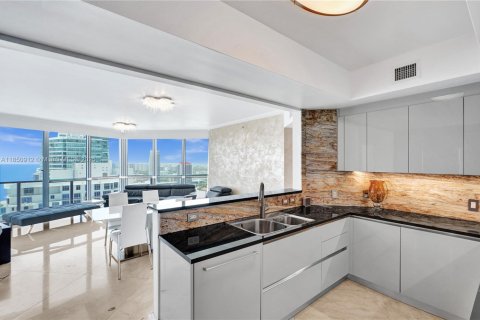 Copropriété à vendre à Hollywood, Floride: 3 chambres, 196.49 m2 № 2194380 - photo 15