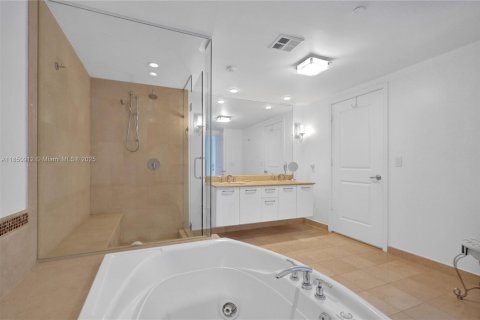 Copropriété à vendre à Hollywood, Floride: 3 chambres, 196.49 m2 № 2194380 - photo 27