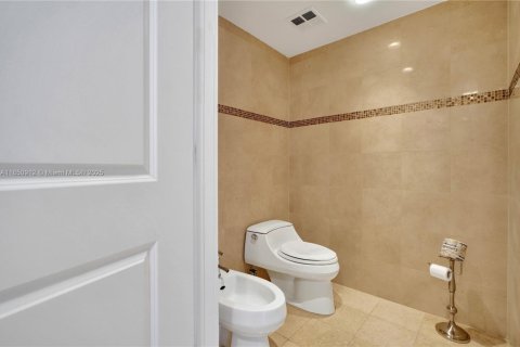 Copropriété à vendre à Hollywood, Floride: 3 chambres, 196.49 m2 № 2194380 - photo 28