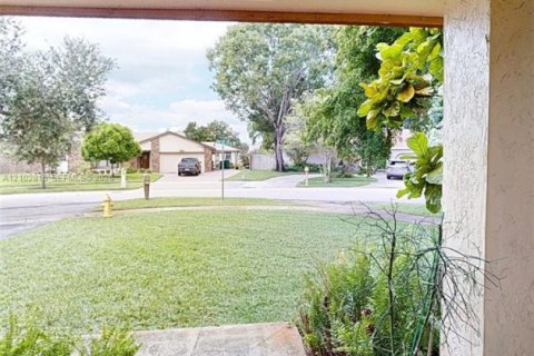 Casa en venta en Cooper City, Florida, 3 dormitorios, 143.16 m2 № 2407793 - foto 5