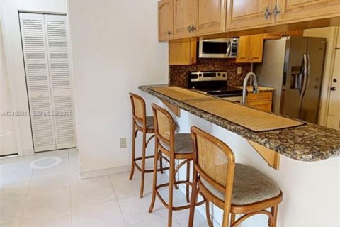 Casa en venta en Cooper City, Florida, 3 dormitorios, 143.16 m2 № 2407793 - foto 26