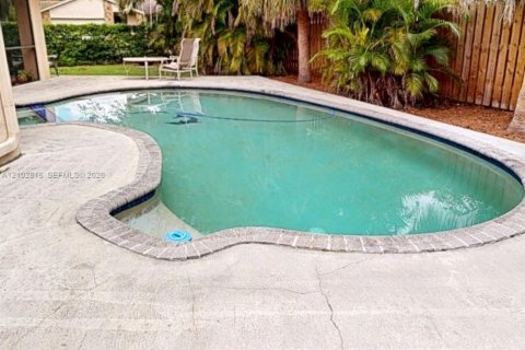 Casa en venta en Cooper City, Florida, 3 dormitorios, 143.16 m2 № 2407793 - foto 2
