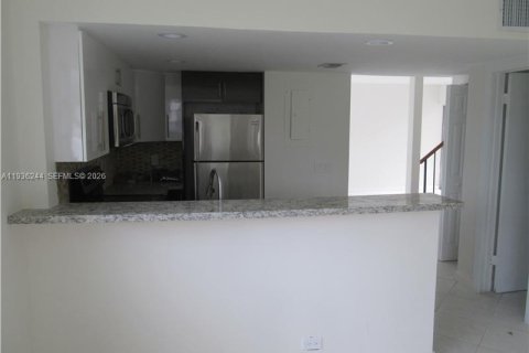 Купить кондоминиум в Тамарак, Флорида 3 спальни, 114.27м2, № 1994412 - фото 16