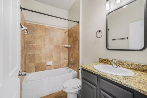 Casa en venta en San Antonio, Florida, 4 dormitorios, 243.68 m2 № 2377559 - foto 23