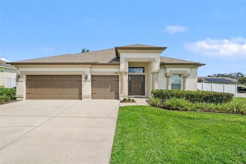 Casa en San Antonio, Florida 4 dormitorios, 243.68 m2 № 2377559