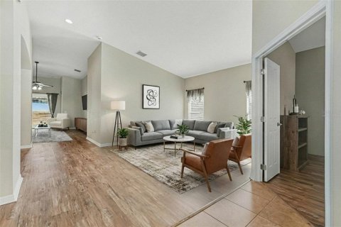 Casa en venta en San Antonio, Florida, 4 dormitorios, 243.68 m2 № 2377559 - foto 4