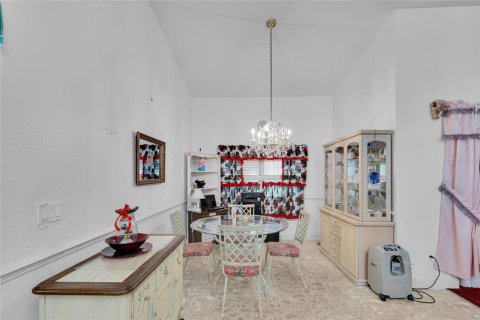 Villa ou maison à vendre à Dunnellon, Floride: 4 chambres, 278.61 m2 № 2156002 - photo 17