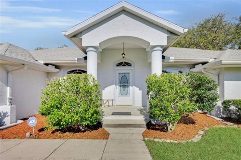 Villa ou maison à vendre à Dunnellon, Floride: 4 chambres, 278.61 m2 № 2156002 - photo 2