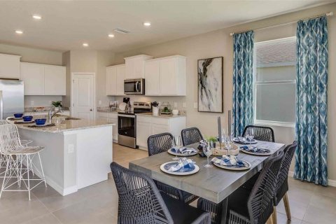 Casa en venta en Palmetto, Florida, 4 dormitorios, 189.99 m2 № 1849635 - foto 5