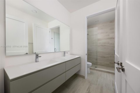 Adosado en alquiler en Pinecrest, Florida, 4 dormitorios, 265.51 m2 № 2066574 - foto 27