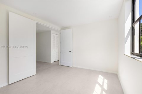 Adosado en alquiler en Pinecrest, Florida, 4 dormitorios, 265.51 m2 № 2066574 - foto 21