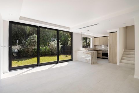 Adosado en alquiler en Pinecrest, Florida, 4 dormitorios, 265.51 m2 № 2066574 - foto 5