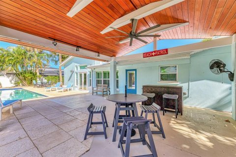 Villa ou maison à louer à Sarasota, Floride: 3 chambres, 188.59 m2 № 2124985 - photo 25