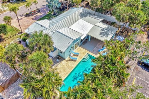 House in Sarasota, Florida 3 bedrooms, 188.59 sq.m. № 2124985