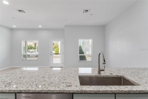 Townhouse in Sanford, Florida 3 bedrooms, 146.32 sq.m. № 1751058 - photo 16