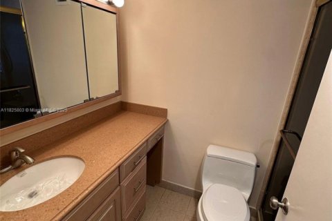 Copropriété à vendre à Miami Beach, Floride: 2 chambres, 149.11 m2 № 1794267 - photo 13