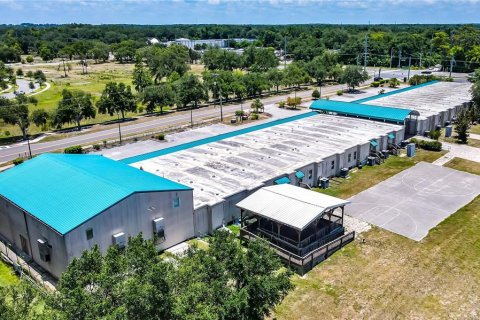 Immobilier commercial à vendre à Thonotosassa, Floride: 3154.03 m2 № 2133430 - photo 3