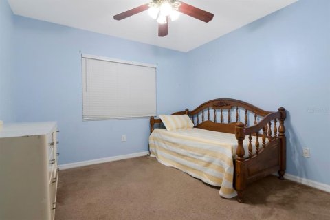 Villa ou maison à vendre à Valrico, Floride: 4 chambres, 189.15 m2 № 2388947 - photo 21