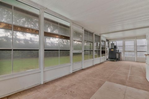 Villa ou maison à vendre à Valrico, Floride: 4 chambres, 189.15 m2 № 2388947 - photo 17