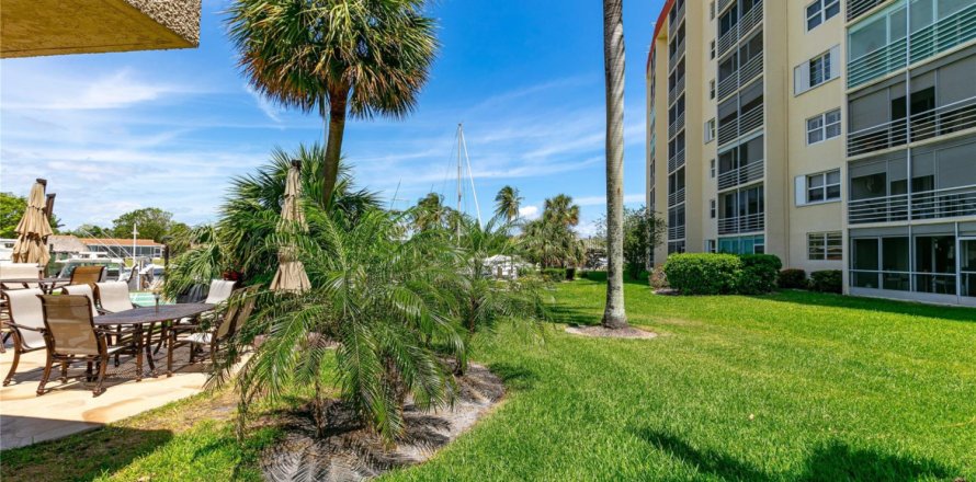 Condo à Pompano Beach, Floride, 2 chambres № 1096569