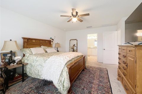 House in Davenport, Florida 4 bedrooms, 158.58 sq.m. № 1528510 - photo 13