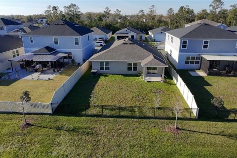 House in Davenport, Florida 4 bedrooms, 158.58 sq.m. № 1528510 - photo 26