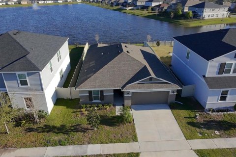 House in Davenport, Florida 4 bedrooms, 158.58 sq.m. № 1528510 - photo 22