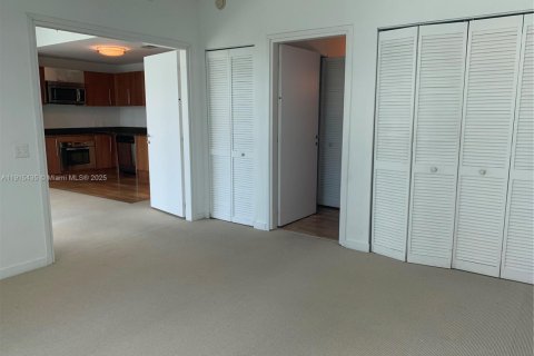 Copropriété à louer à Miami, Floride: 1 chambre, 50.07 m2 № 1970581 - photo 10