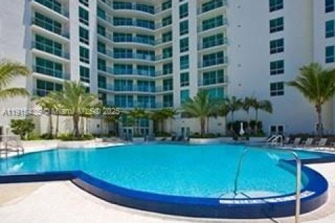 Copropriété à louer à Miami, Floride: 1 chambre, 50.07 m2 № 1970581 - photo 23