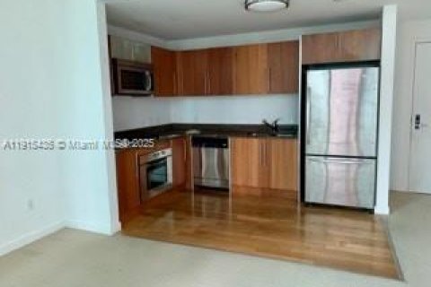 Copropriété à louer à Miami, Floride: 1 chambre, 50.07 m2 № 1970581 - photo 4