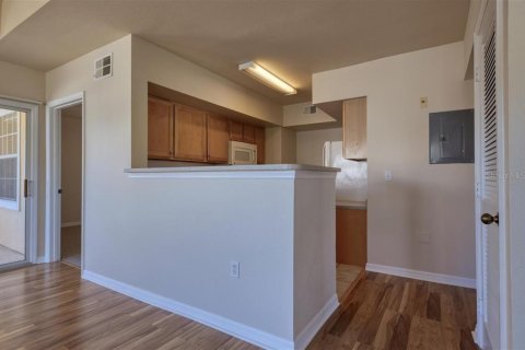 Copropriété à louer à Sarasota, Floride: 2 chambres, 98.29 m2 № 2396810 - photo 10