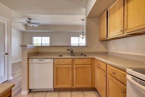 Copropriété à louer à Sarasota, Floride: 2 chambres, 98.29 m2 № 2396810 - photo 13