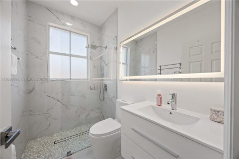 Купить виллу или дом в Майами, Флорида 5 спален, 255.2м2, № 2178958 - фото 26