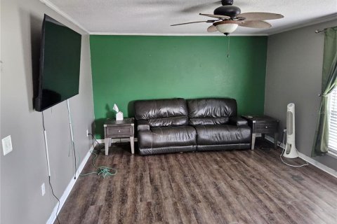 House in Winter Haven, Florida 4 bedrooms, 211.82 sq.m. № 1879346 - photo 11