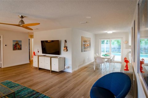 Villa ou maison à vendre à Indian Harbour Beach, Floride: 3 chambres, 130.06 m2 № 2388751 - photo 6