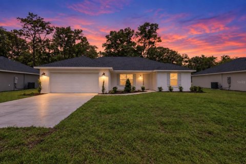 Casa en Ocala, Florida 3 dormitorios, 133.31 m2 № 2133781
