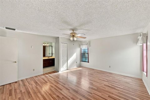 Touwnhouse à vendre à Fern Park, Floride: 3 chambres, 159.88 m2 № 2402828 - photo 18