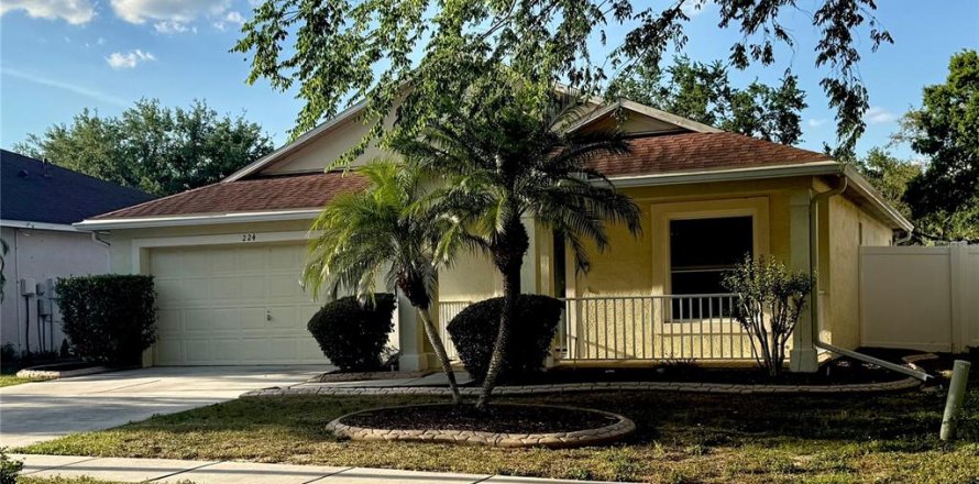 House in Valrico, Florida 3 bedrooms, 133.78 sq.m. № 1602796