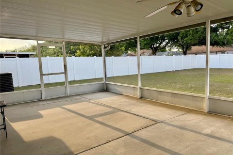 House in Valrico, Florida 3 bedrooms, 133.78 sq.m. № 1602796 - photo 11
