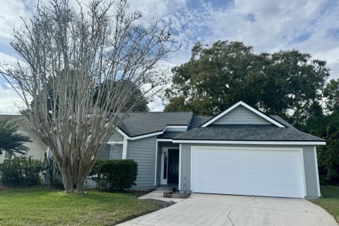 House in Ponte Vedra Beach, Florida 3 bedrooms, 137.87 sq.m. № 889535 - photo 1