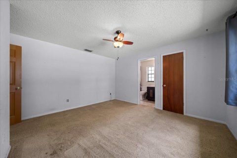 House in Inverness, Florida 3 bedrooms, 120.22 sq.m. № 2396513 - photo 16