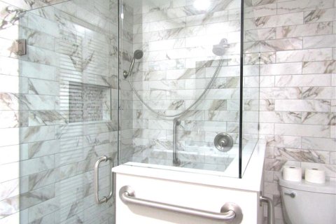 Casa en venta en Sarasota, Florida, 2 dormitorios, 134.8 m2 № 2158043 - foto 24