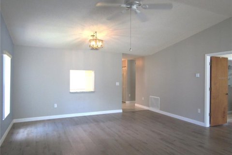Casa en venta en Sarasota, Florida, 2 dormitorios, 134.8 m2 № 2158043 - foto 13