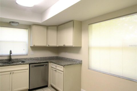 Casa en venta en Sarasota, Florida, 2 dormitorios, 134.8 m2 № 2158043 - foto 10