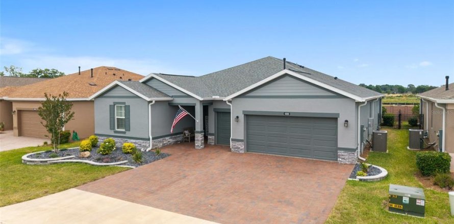 Villa ou maison à Ocala, Floride 3 chambres, 219.44 m2 № 2200962