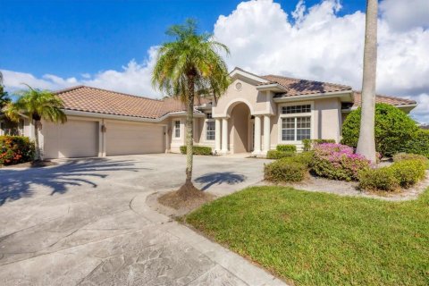 House in Sarasota, Florida 4 bedrooms, 367.99 sq.m. № 1534293 - photo 7