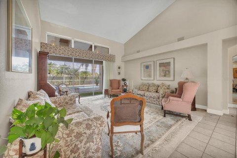 House in Sarasota, Florida 4 bedrooms, 367.99 sq.m. № 1534293 - photo 13