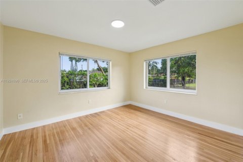 Casa en venta en Miami, Florida, 3 dormitorios, 142.05 m2 № 1983791 - foto 20