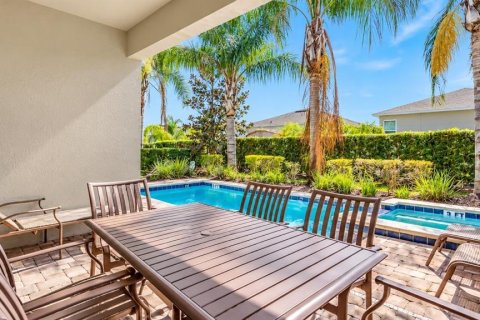 Casa en alquiler en Kissimmee, Florida, 8 dormitorios, 316.98 m2 № 2422827 - foto 2