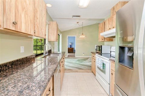 House in Englewood, Florida 2 bedrooms, 101.36 sq.m. № 1820679 - photo 7